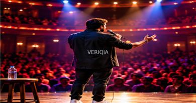 Illustration of a stand-up performer before a theatre audience with centered VERIQIA watermark